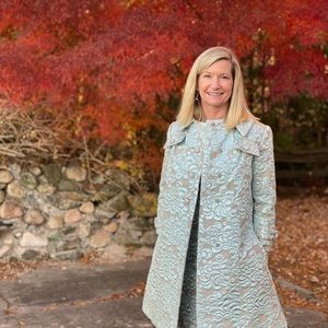 Meet your Posher, Cynthia